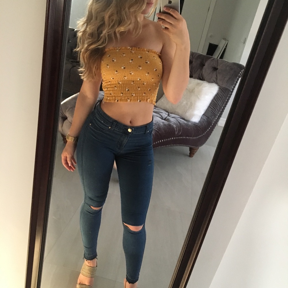 Lulus Crop - Picture 5 of 6